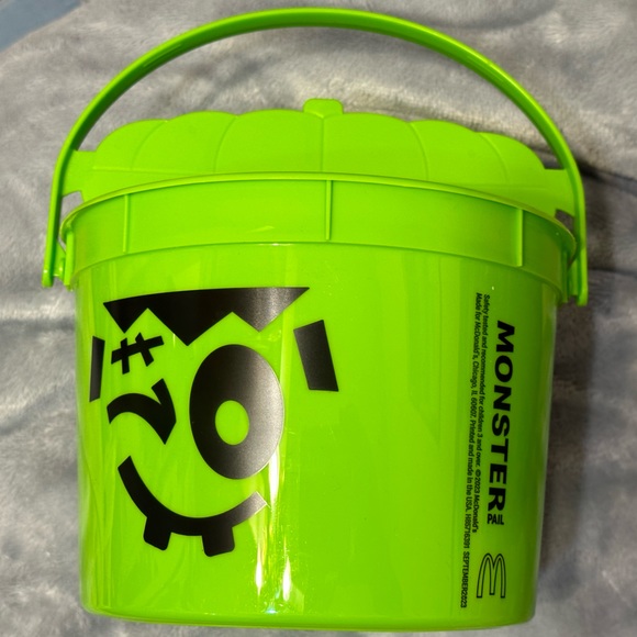 McDonald’s BOO Buckets 2023 - 1 Set with ALL 4 COLORS! - Picture 6 of 13
